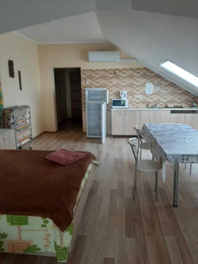 Guest House 切尔诺莫斯克 外观 照片