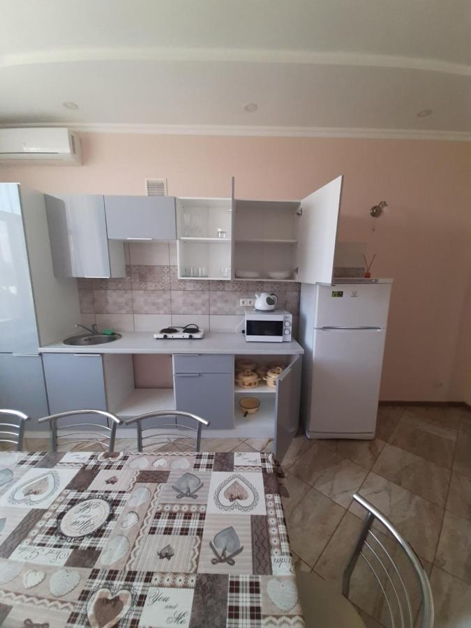 Guest House 切尔诺莫斯克 外观 照片