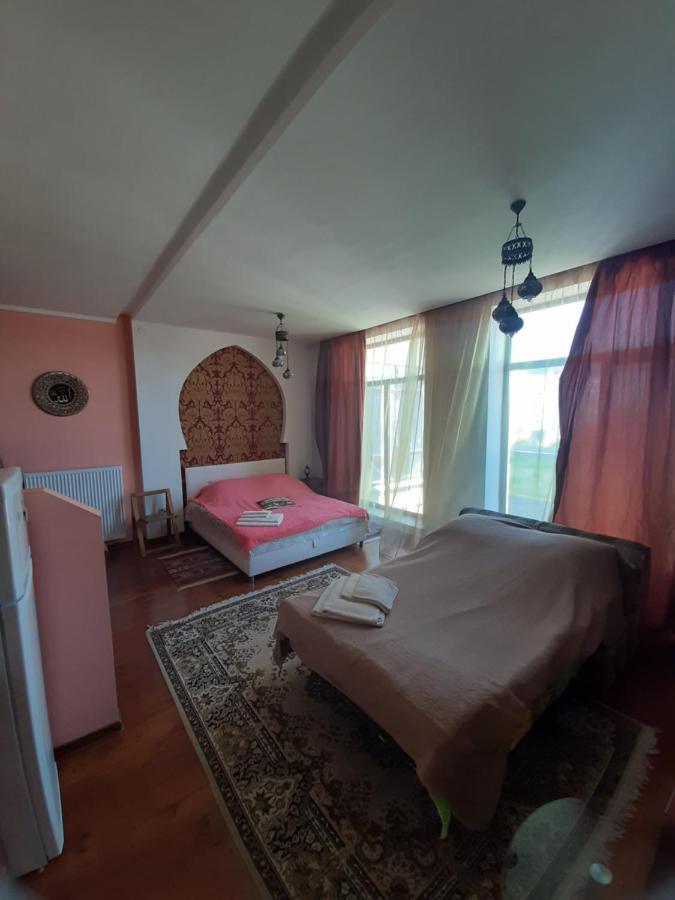 Guest House 切尔诺莫斯克 外观 照片