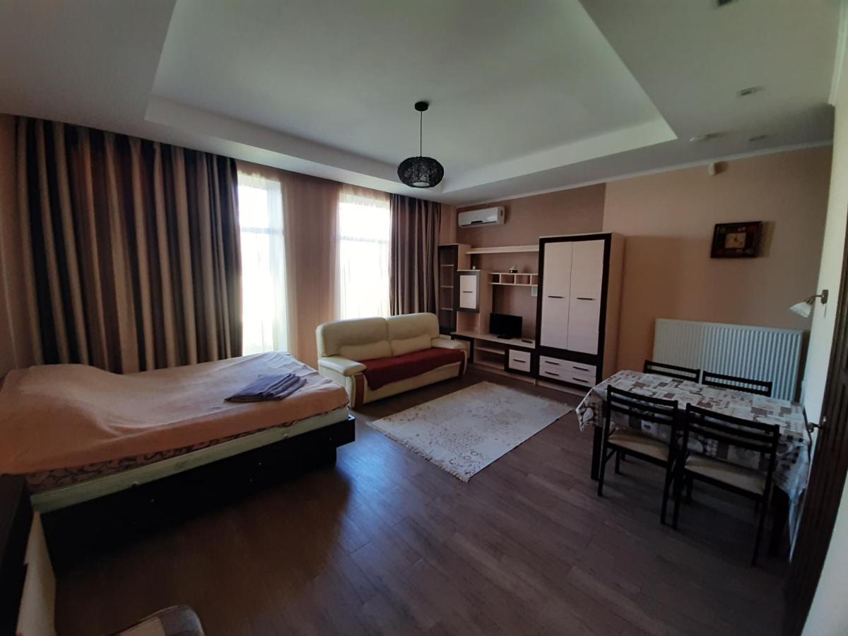 Guest House 切尔诺莫斯克 外观 照片