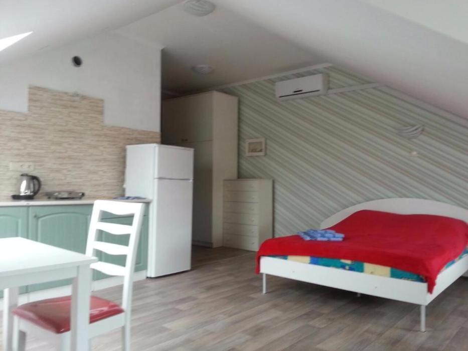 Guest House 切尔诺莫斯克 外观 照片