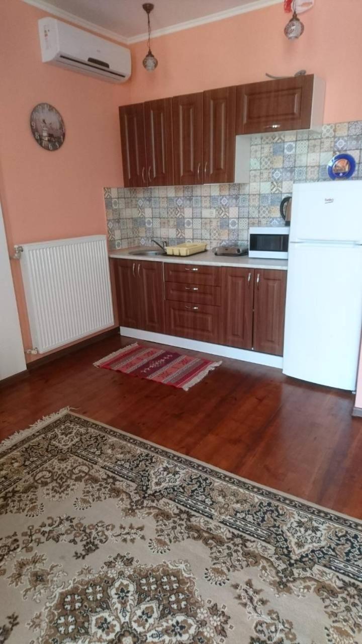 Guest House 切尔诺莫斯克 外观 照片